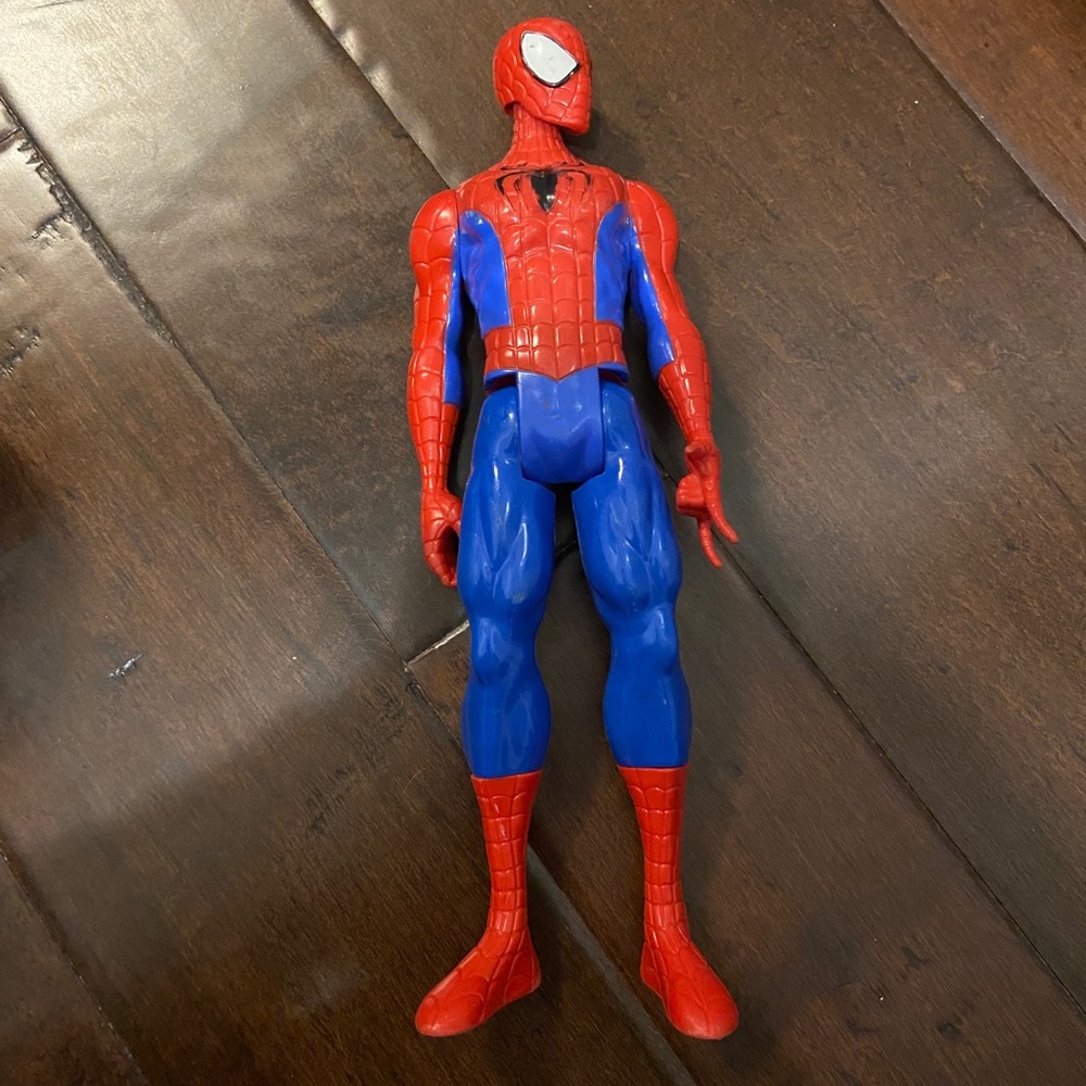 Spider-man figurine toy